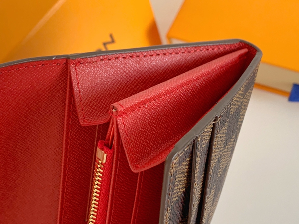 LVコピーウォレット角部分ディテール